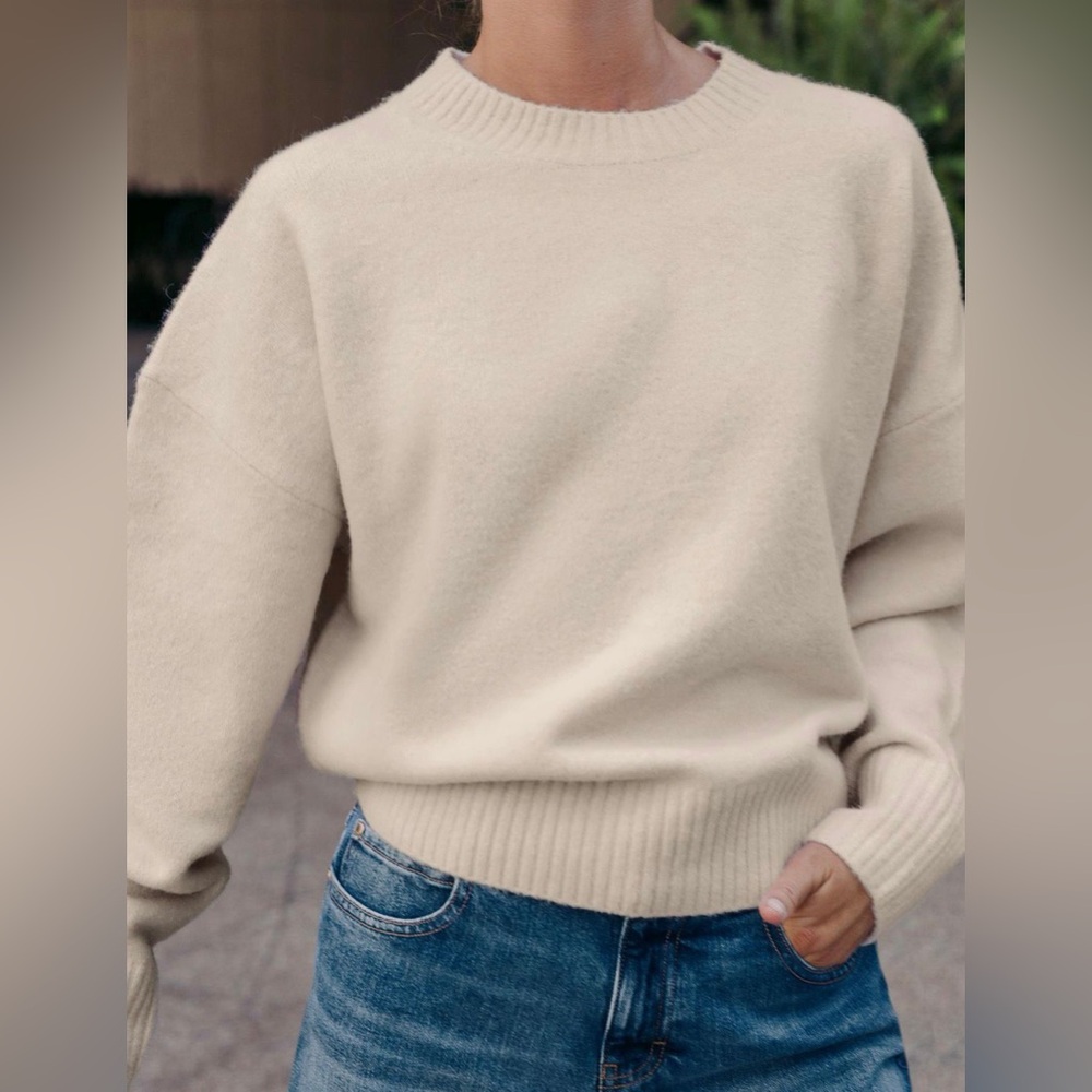 NWT Zara Soft Knit Cozy Cream Women's Sweater
